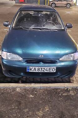 Хэтчбек Hyundai Excel 1996 в Киеве