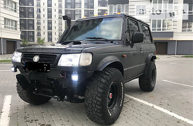 Позашляховик / Кросовер Hyundai Galloper 2001 в 
