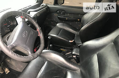 Позашляховик / Кросовер Hyundai Galloper 2001 в 