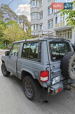 Внедорожник / Кроссовер Hyundai Galloper 2000 в 