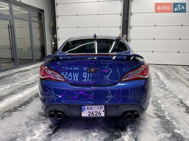 Купе Hyundai Genesis Coupe 2015 в Киеве