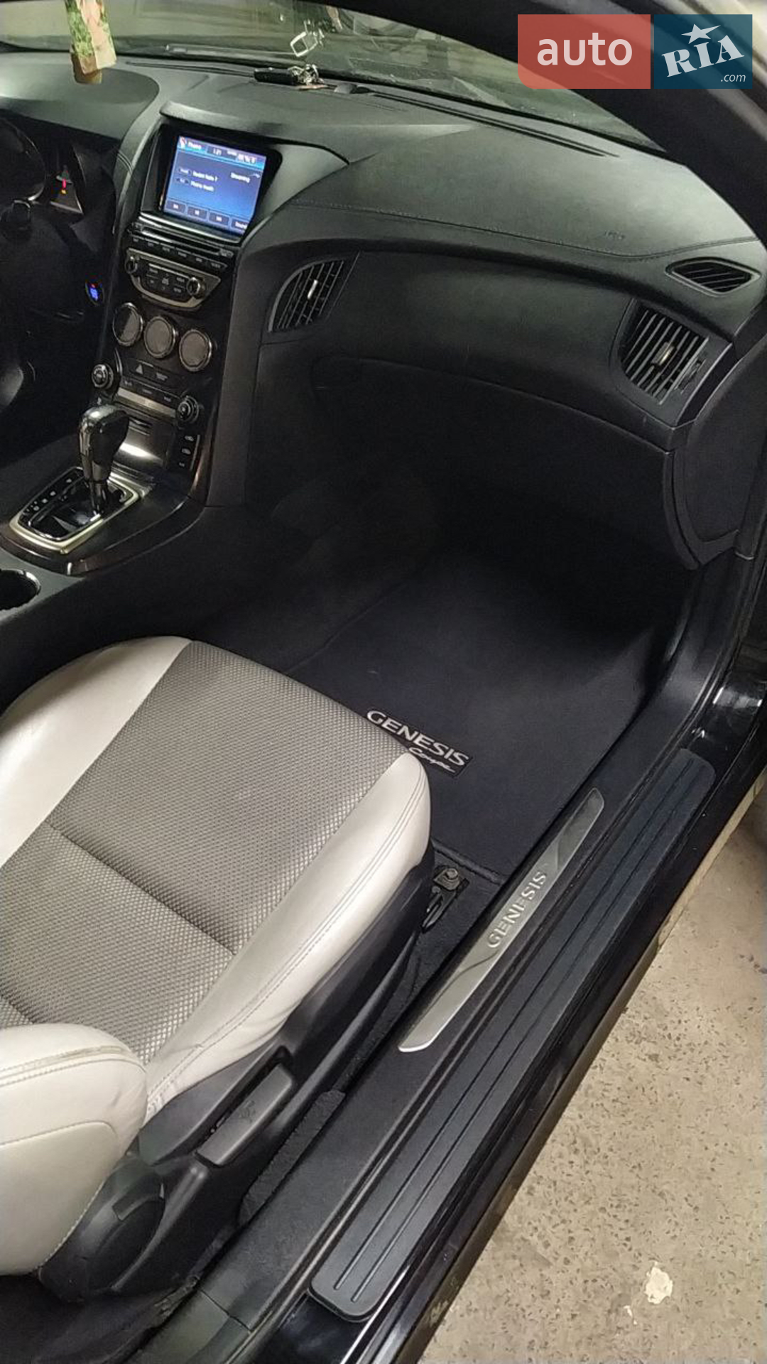 2013 Hyundai Genesis Coupe - мініатюра 11