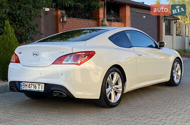 Купе Hyundai Genesis Coupe 2010 в Одесі