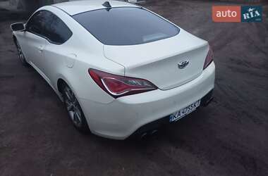 Купе Hyundai Genesis Coupe 2012 в Изюме