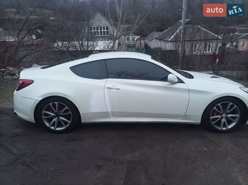 Купе Hyundai Genesis Coupe 2012 в Изюме
