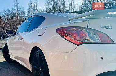 Купе Hyundai Genesis Coupe 2011 в 
