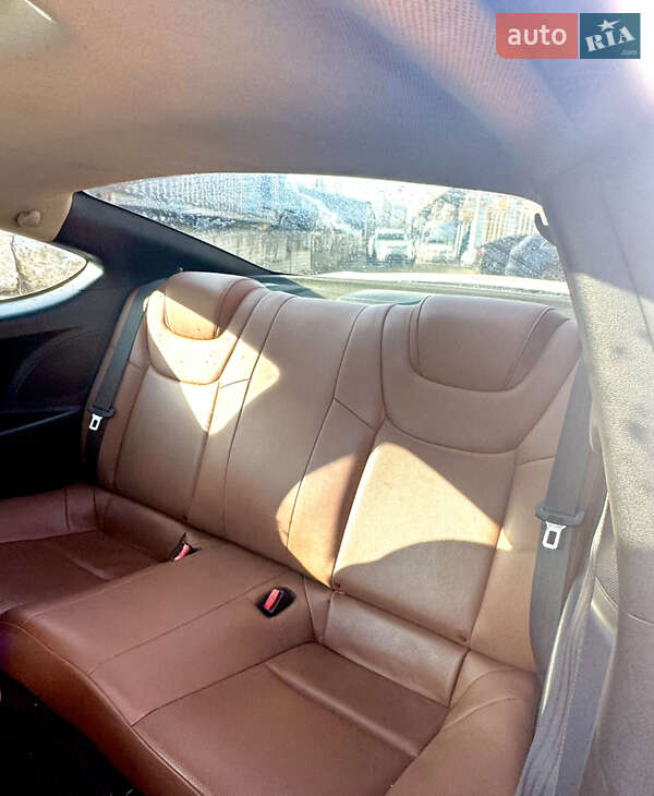 Купе Hyundai Genesis Coupe 2011 в Киеве