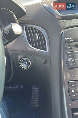 Купе Hyundai Genesis Coupe 2011 в 