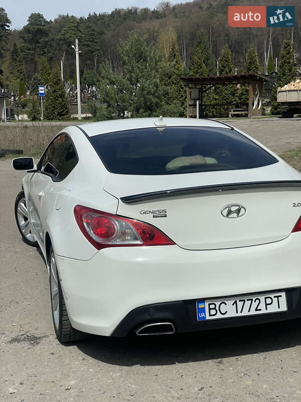 Купе Hyundai Genesis Coupe 2012 в Львове