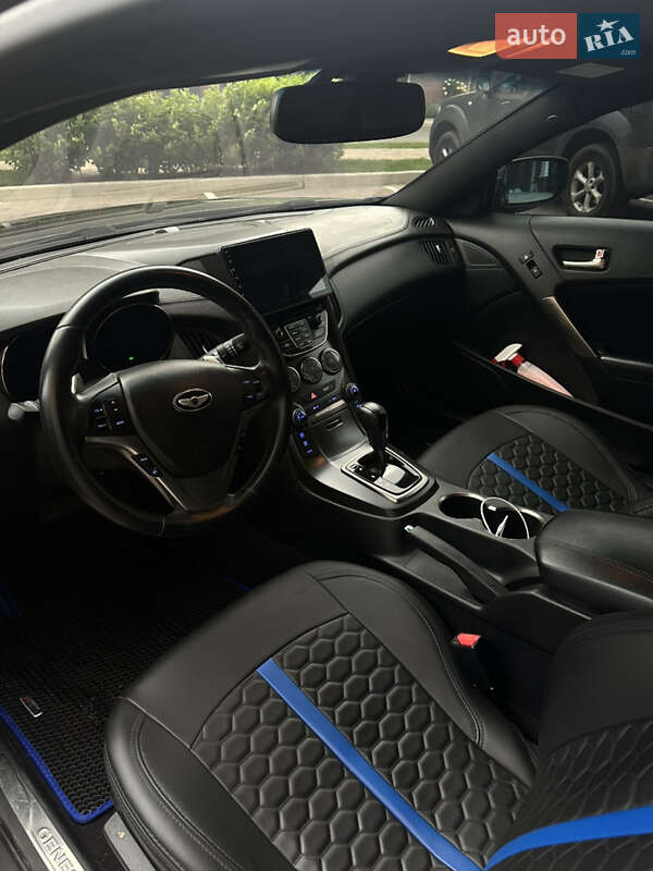 Купе Hyundai Genesis Coupe 2016 в Киеве