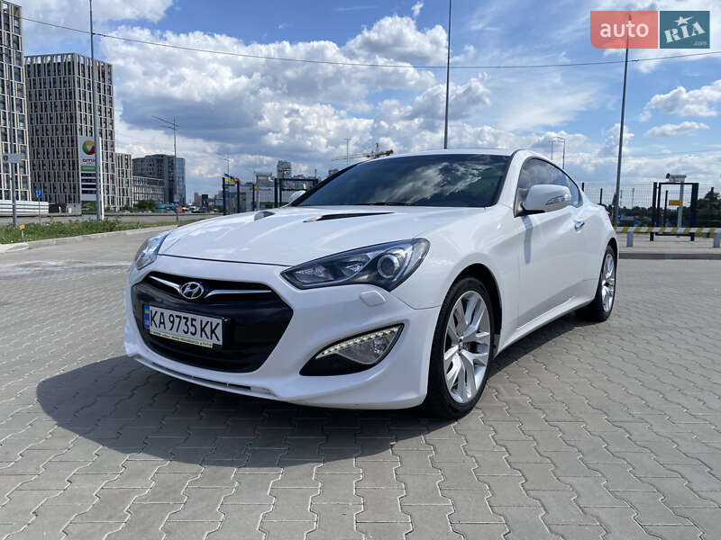 Hyundai Genesis Coupe 2012