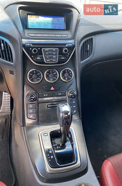 Купе Hyundai Genesis Coupe 2012 в 