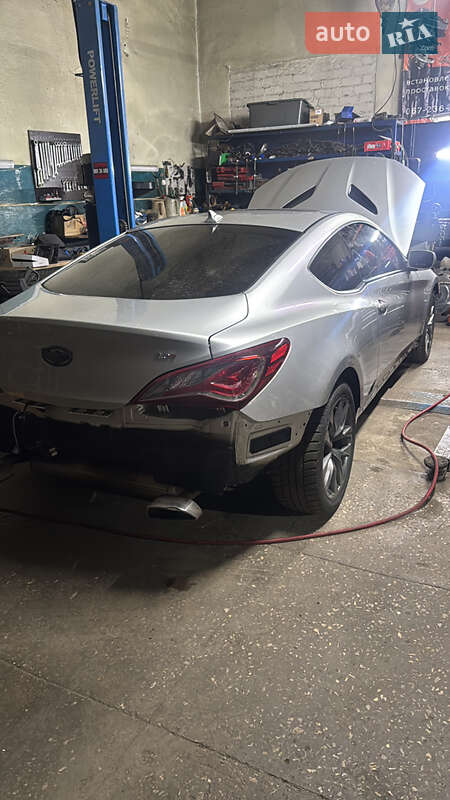 Купе Hyundai Genesis Coupe 2013 в Киеве