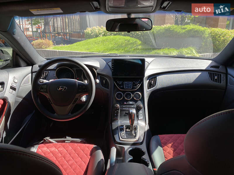 Купе Hyundai Genesis Coupe 2012 в Кременчуге