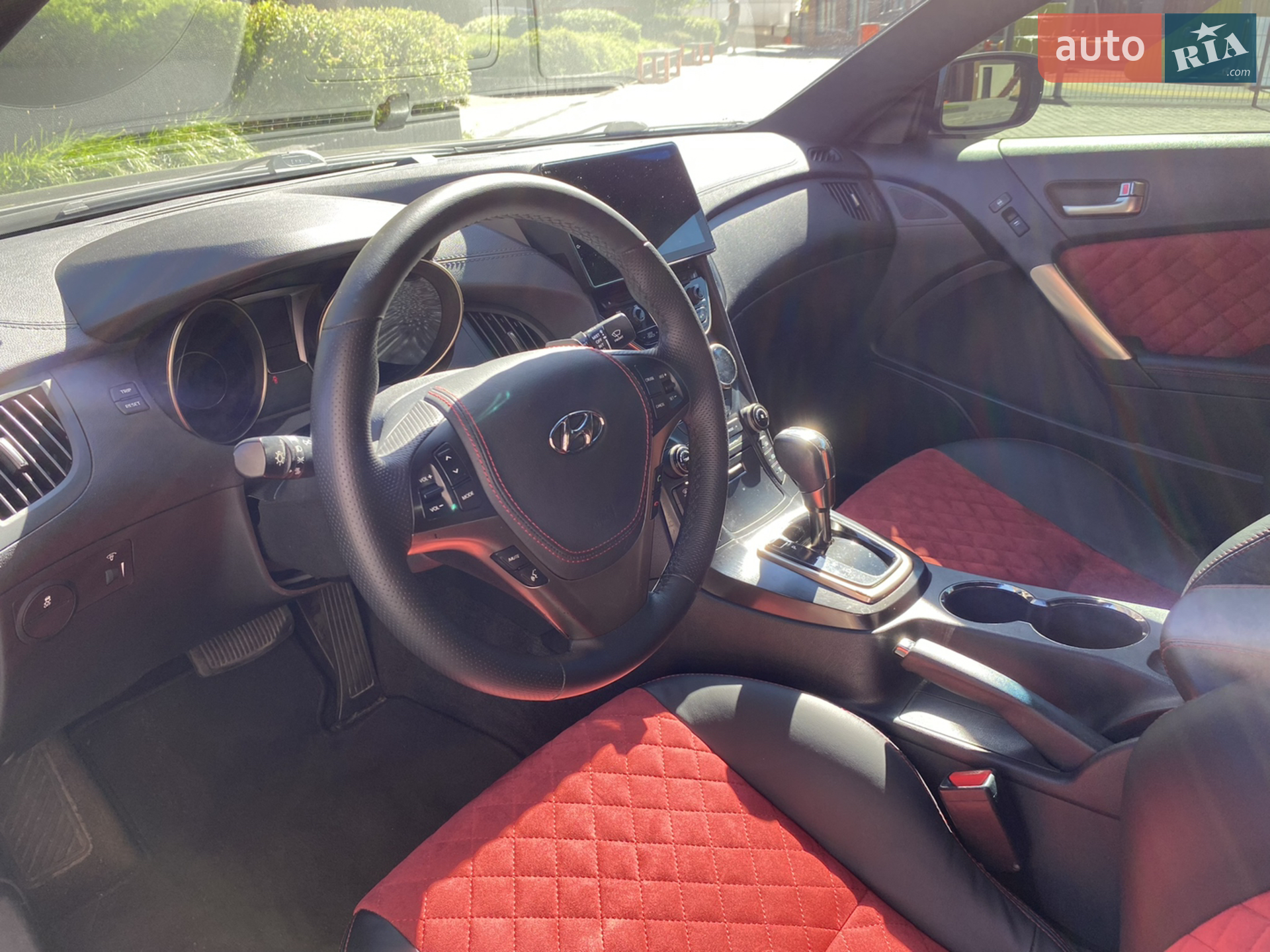 2012 Hyundai Genesis Coupe - мініатюра 11