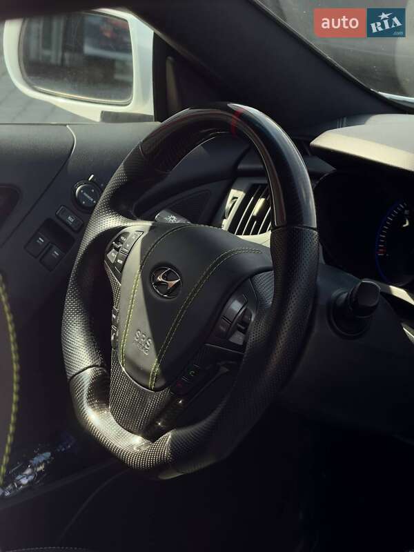 Купе Hyundai Genesis Coupe 2014 в Чернівцях фото 19 Купе Hyundai Genesis Coupe 2014 в Чернівцях