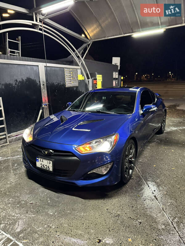 Купе Hyundai Genesis Coupe 2015 в Киеве