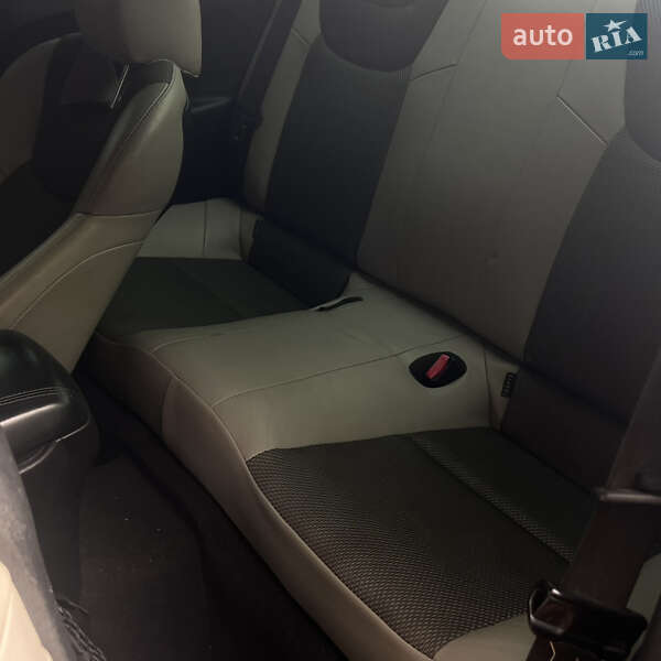 Купе Hyundai Genesis Coupe 2012 в Мукачево фото 11 Купе Hyundai Genesis Coupe 2012 в Мукачево