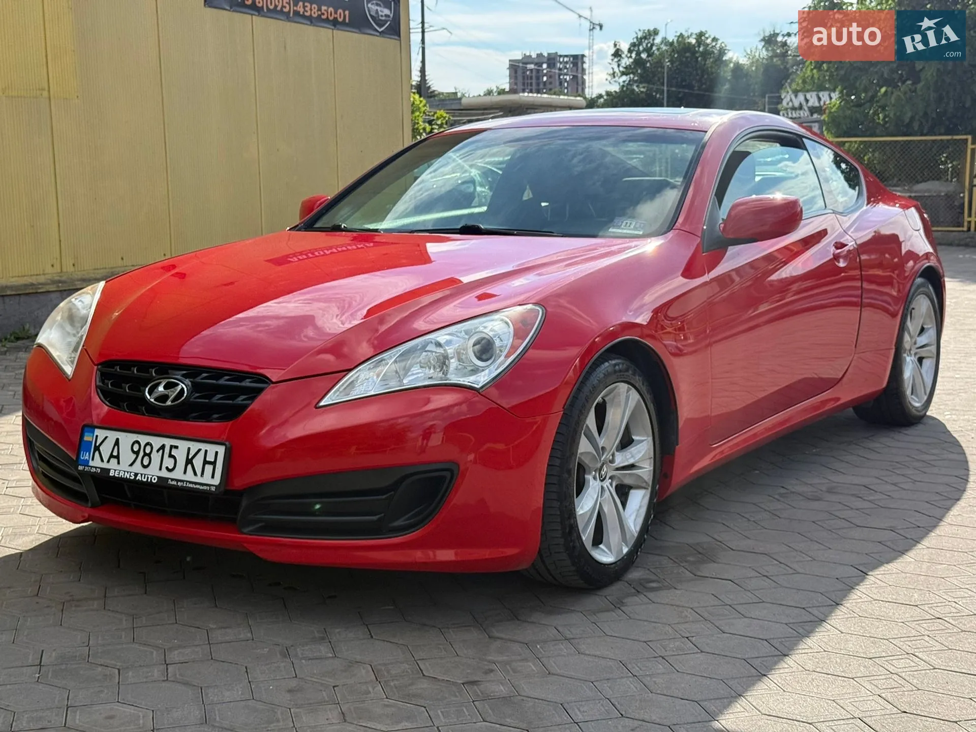2010 Hyundai Genesis Coupe - мініатюра 3