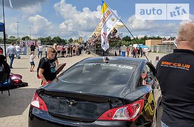 Купе Hyundai Genesis 2011 в Киеве