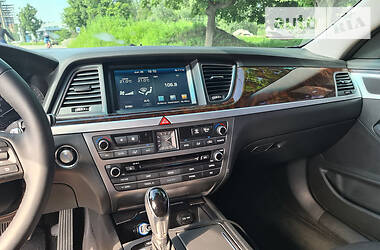 Седан Hyundai Genesis 2014 в Дніпрі