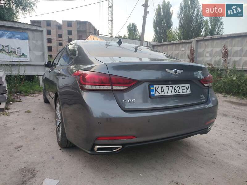Седан Hyundai Genesis 2015 в Киеве