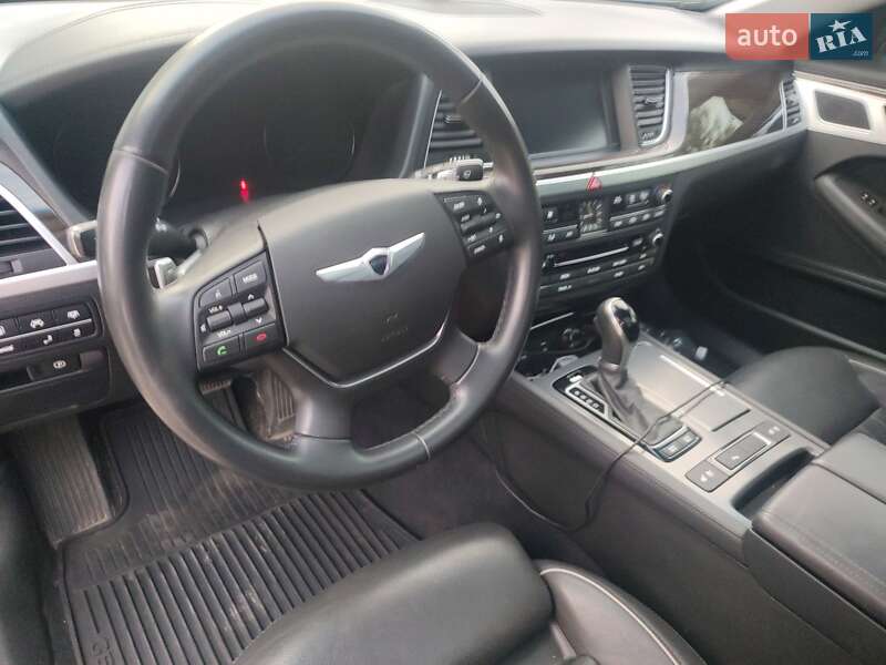 Седан Hyundai Genesis 2015 в Киеве
