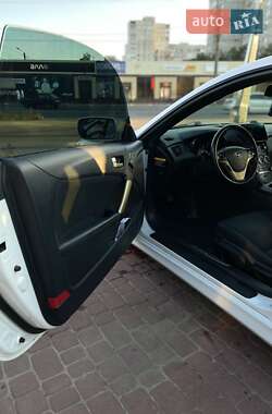 Купе Hyundai Genesis 2013 в 