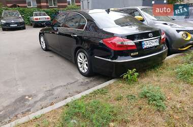 Седан Hyundai Genesis 2013 в Киеве