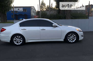 Седан Hyundai Genesis 2013 в Василькове