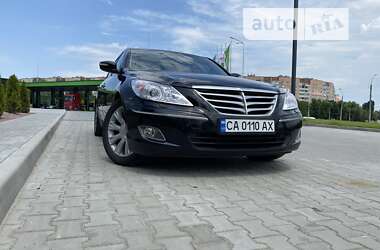 Седан Hyundai Genesis 2009 в Черкасах