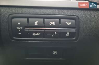 Седан Hyundai Genesis 2014 в 