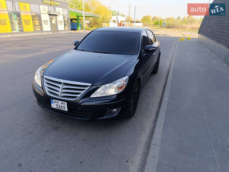 Hyundai Genesis 2008