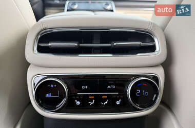 Позашляховик / Кросовер Hyundai Genesis 2022 в 