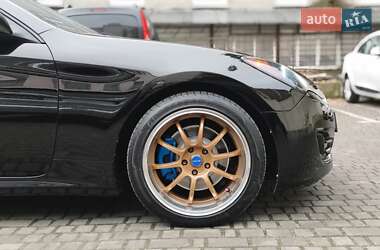 Купе Hyundai Genesis 2011 в 