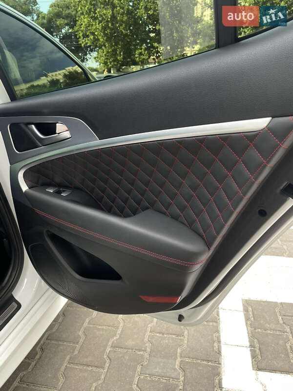 Седан Hyundai Genesis 2020 в Одесі фото 39 Седан Hyundai Genesis 2020 в Одесі