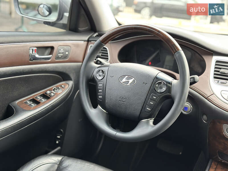 Седан Hyundai Genesis 2008 в Киеве