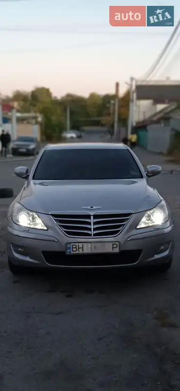 Hyundai Genesis