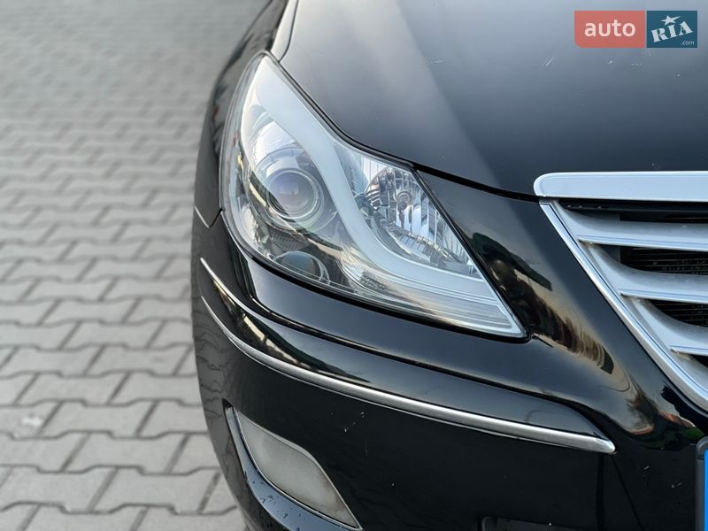Седан Hyundai Genesis 2008 в Киеве
