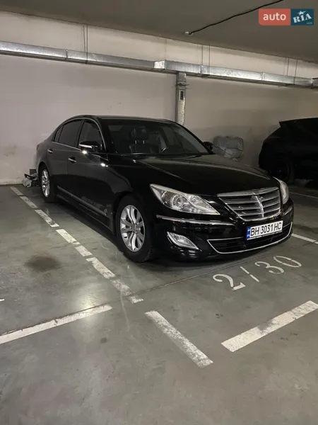 Hyundai Genesis