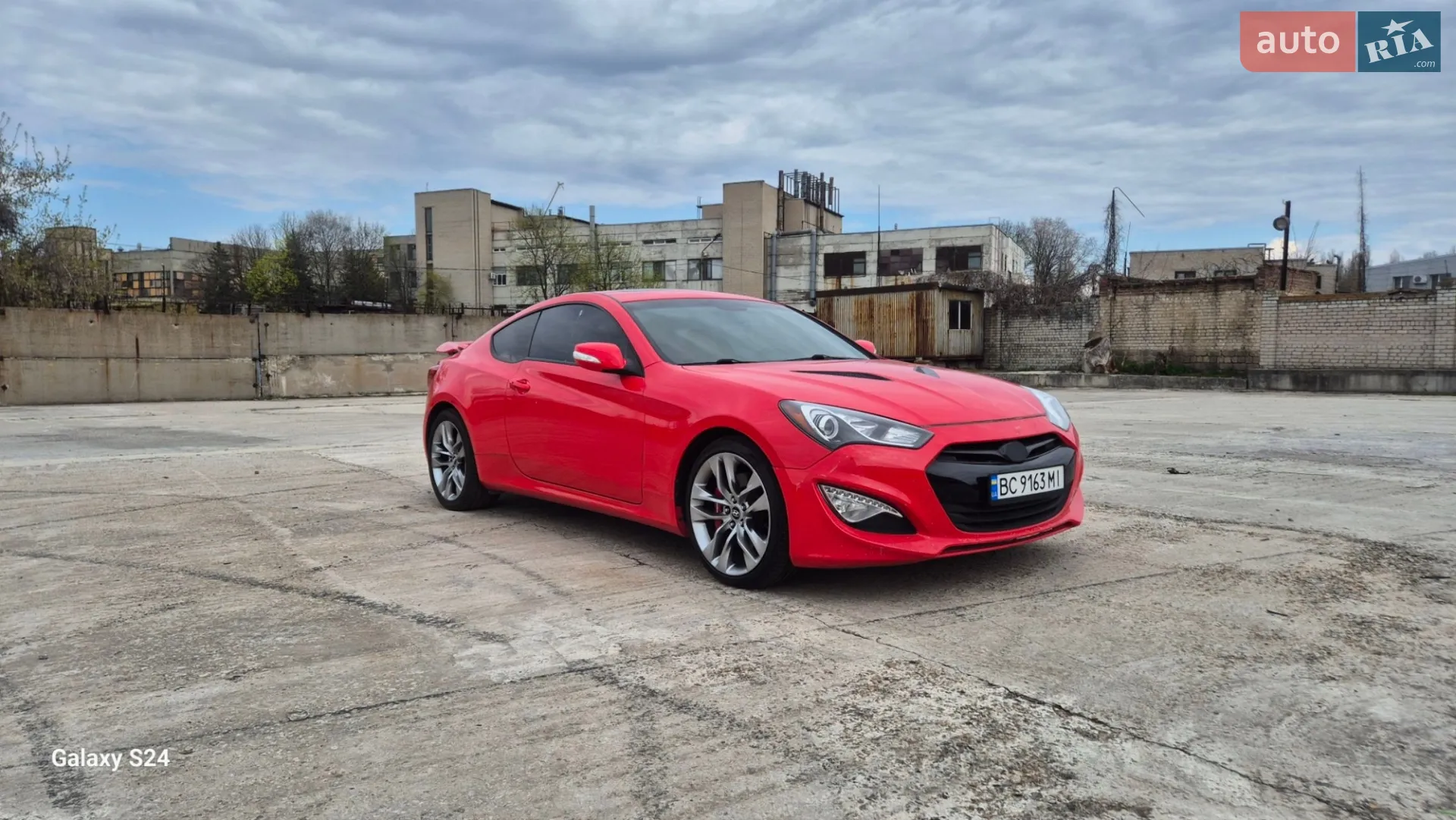 2013 Hyundai Genesis - мініатюра 5