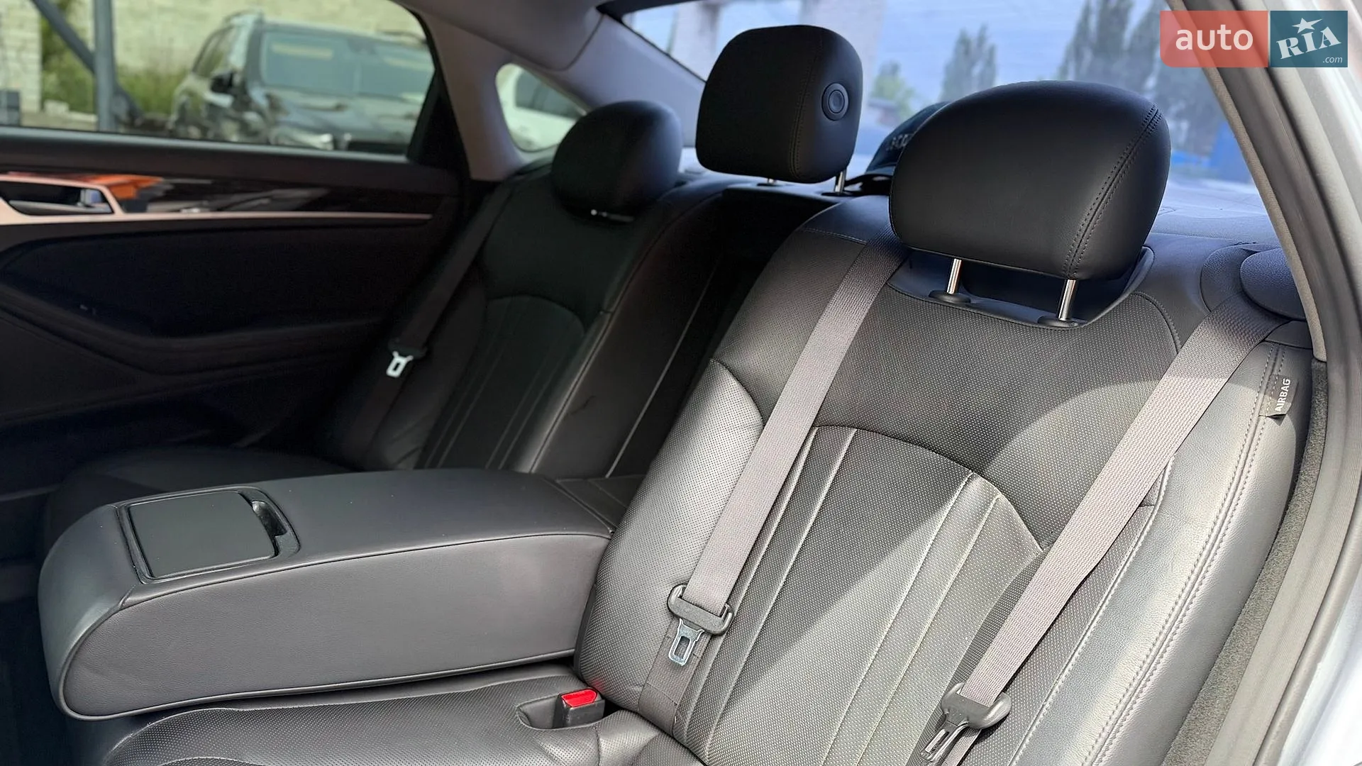 2015 Hyundai Genesis - мініатюра 41