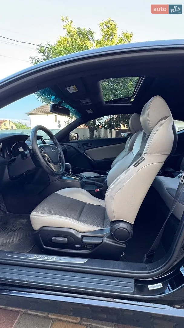2013 Hyundai Genesis - мініатюра 19