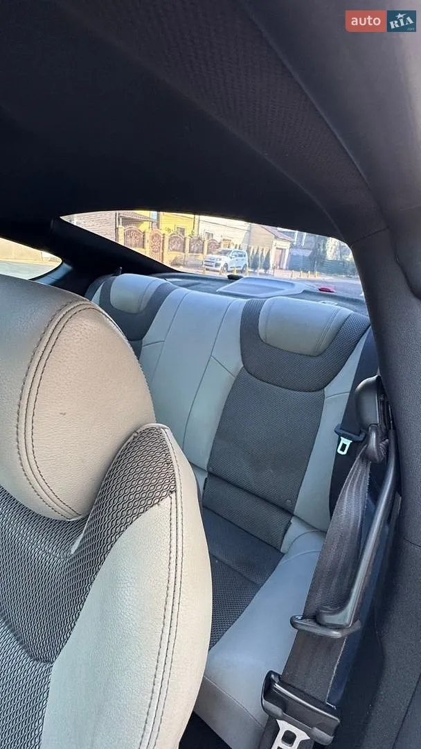 2013 Hyundai Genesis - мініатюра 20