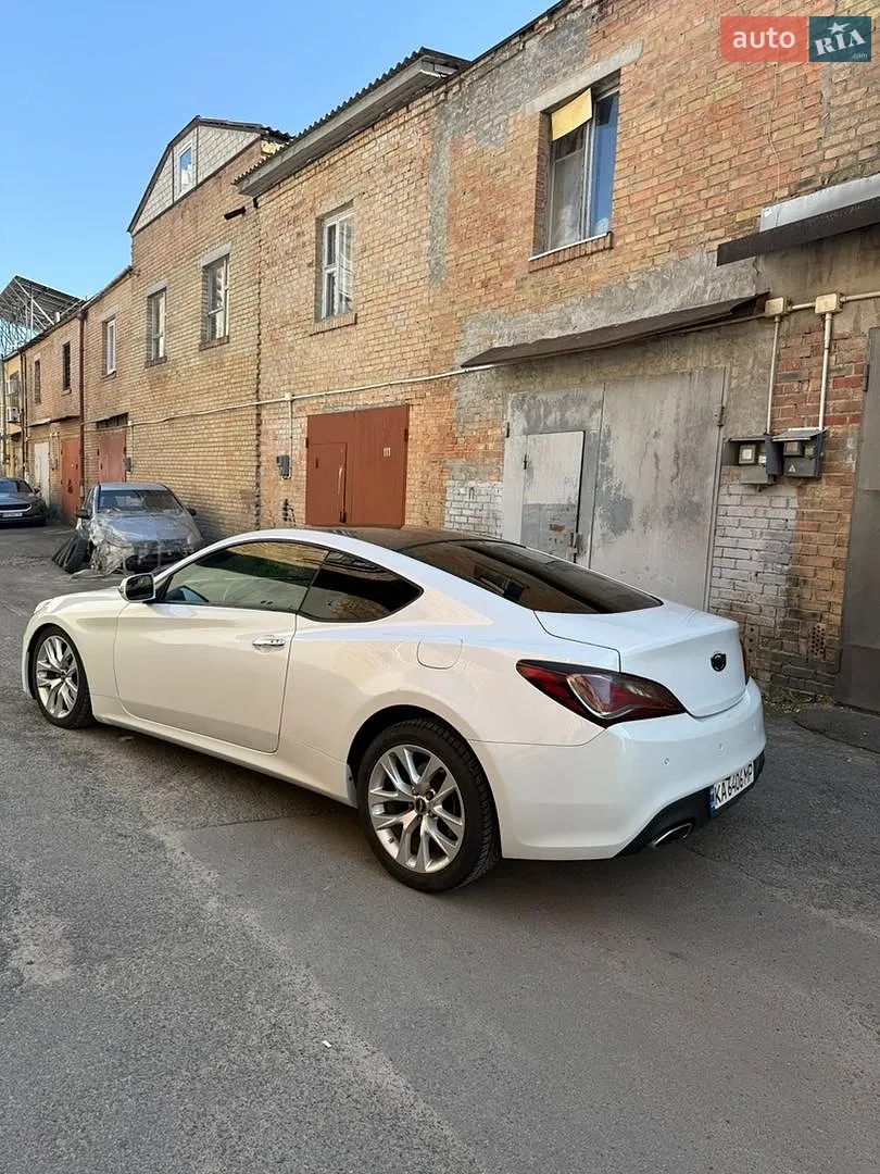 2013 Hyundai Genesis - мініатюра 18