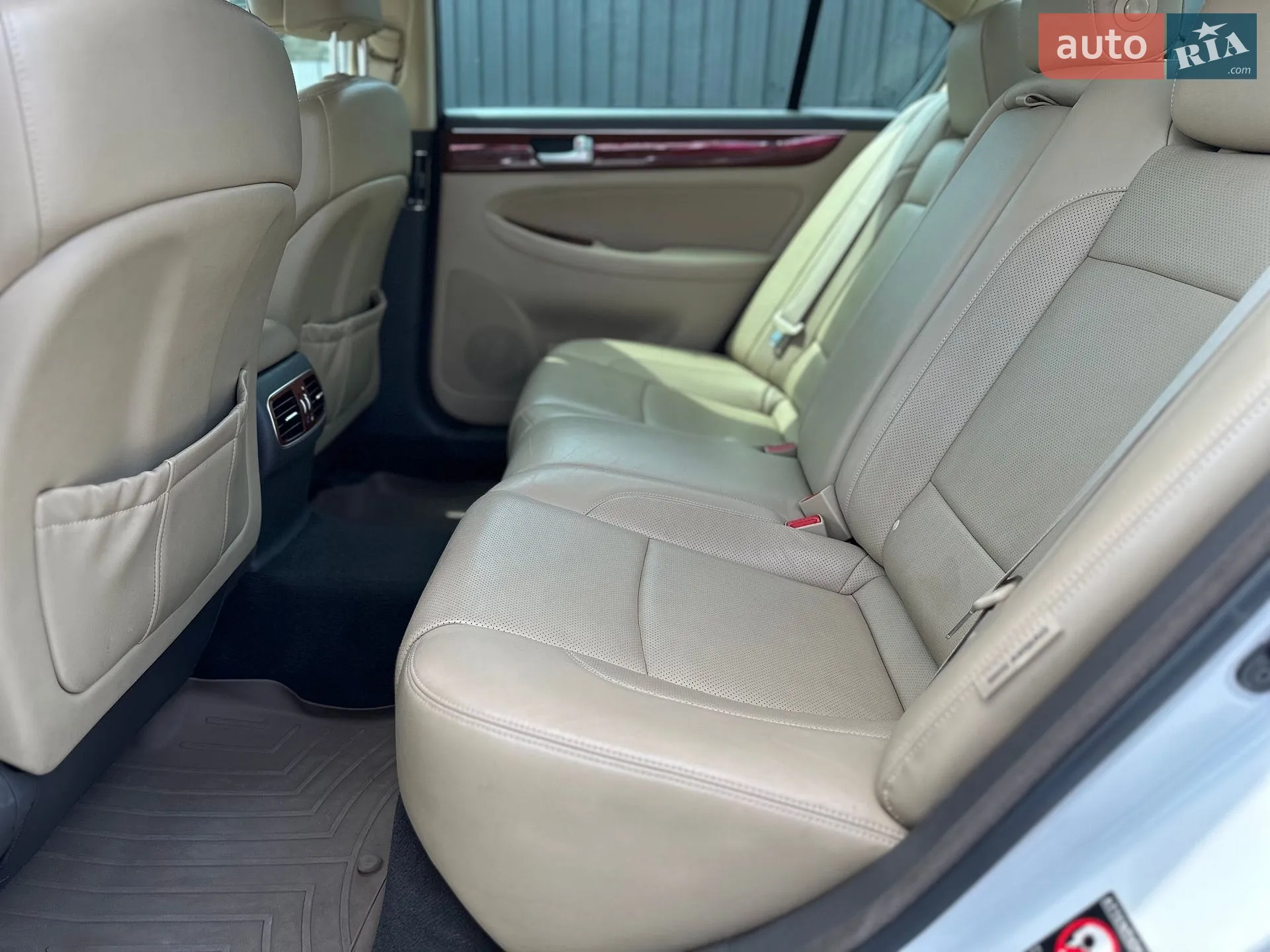 2013 Hyundai Genesis - мініатюра 13