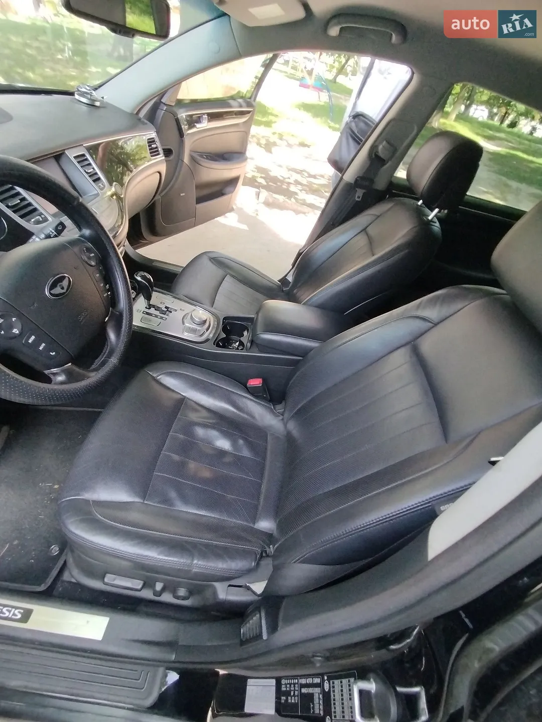 2012 Hyundai Genesis - мініатюра 3