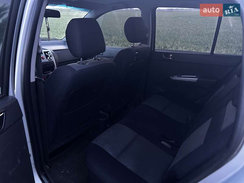 Хэтчбек Hyundai Getz 2006 в Павлограде фото 6 Хэтчбек Hyundai Getz 2006 в Павлограде