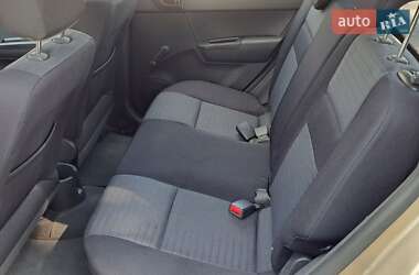 Хэтчбек Hyundai Getz 2010 в 