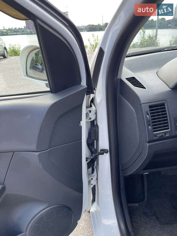 Хэтчбек Hyundai Getz 2010 в Киеве